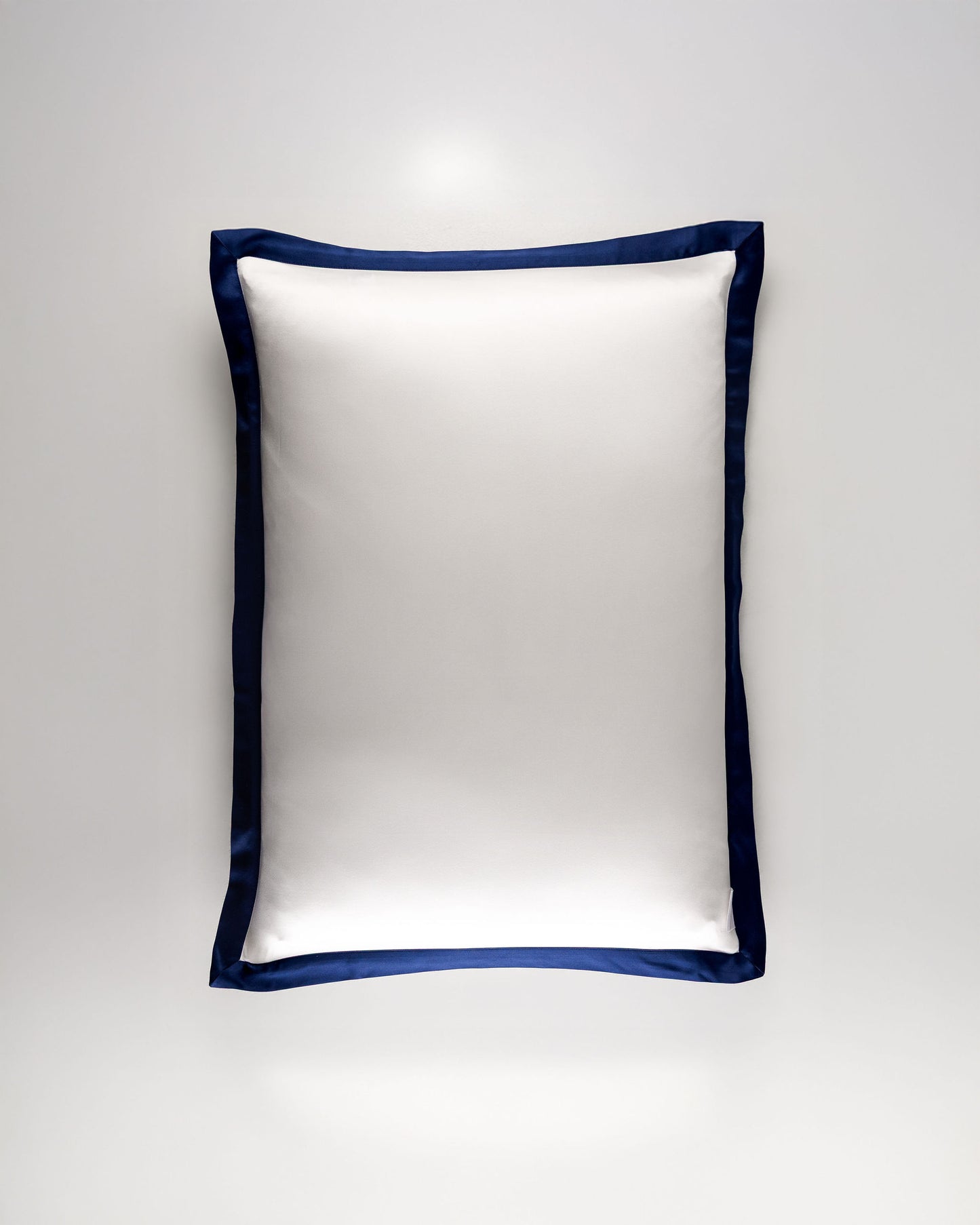 Oxford Silkeputetrekk 25MM (50x70cm) Hvit R6__0742-Edit