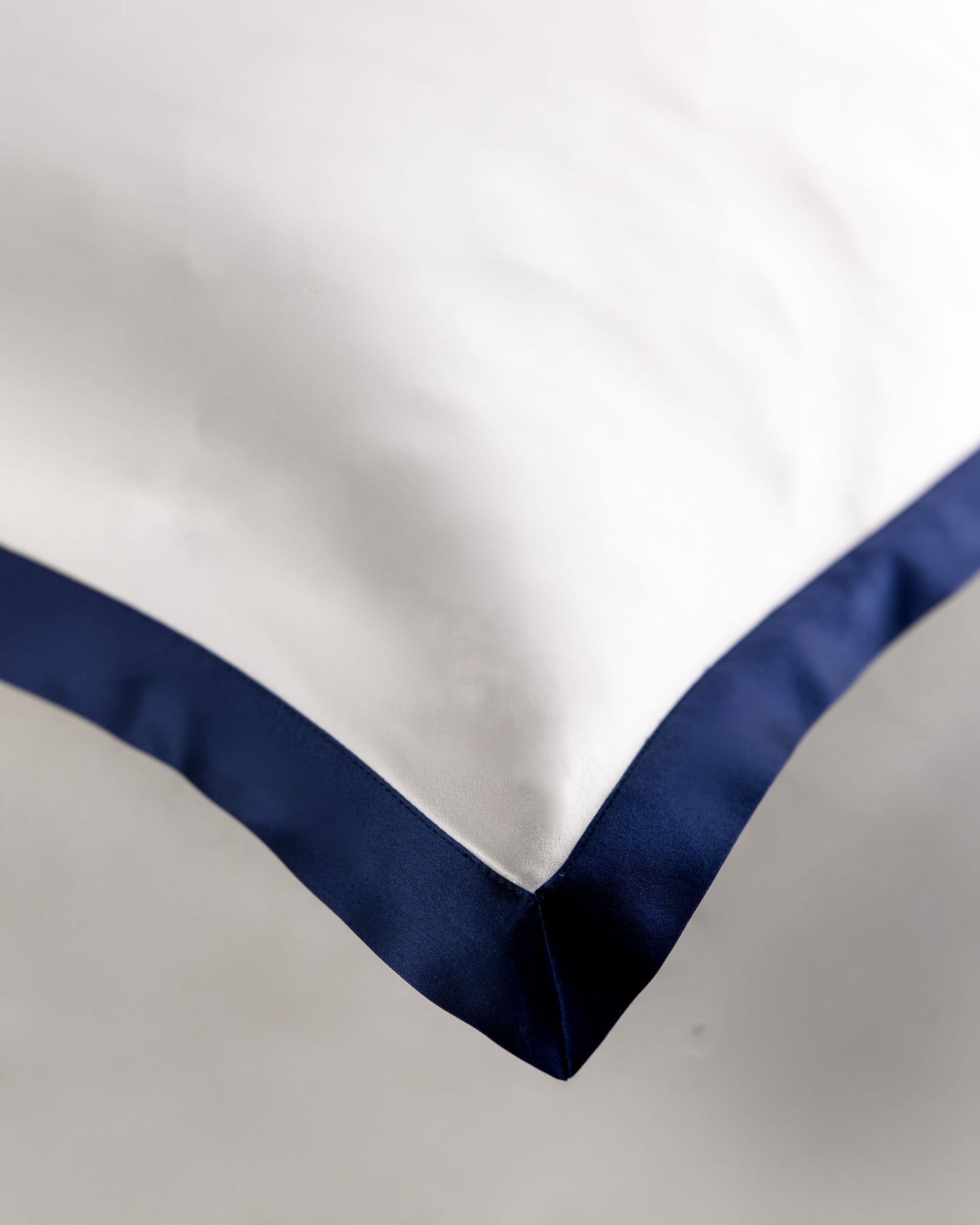 Oxford Silkeputetrekk 25MM (50x70cm) Navy R6__0745-Edit